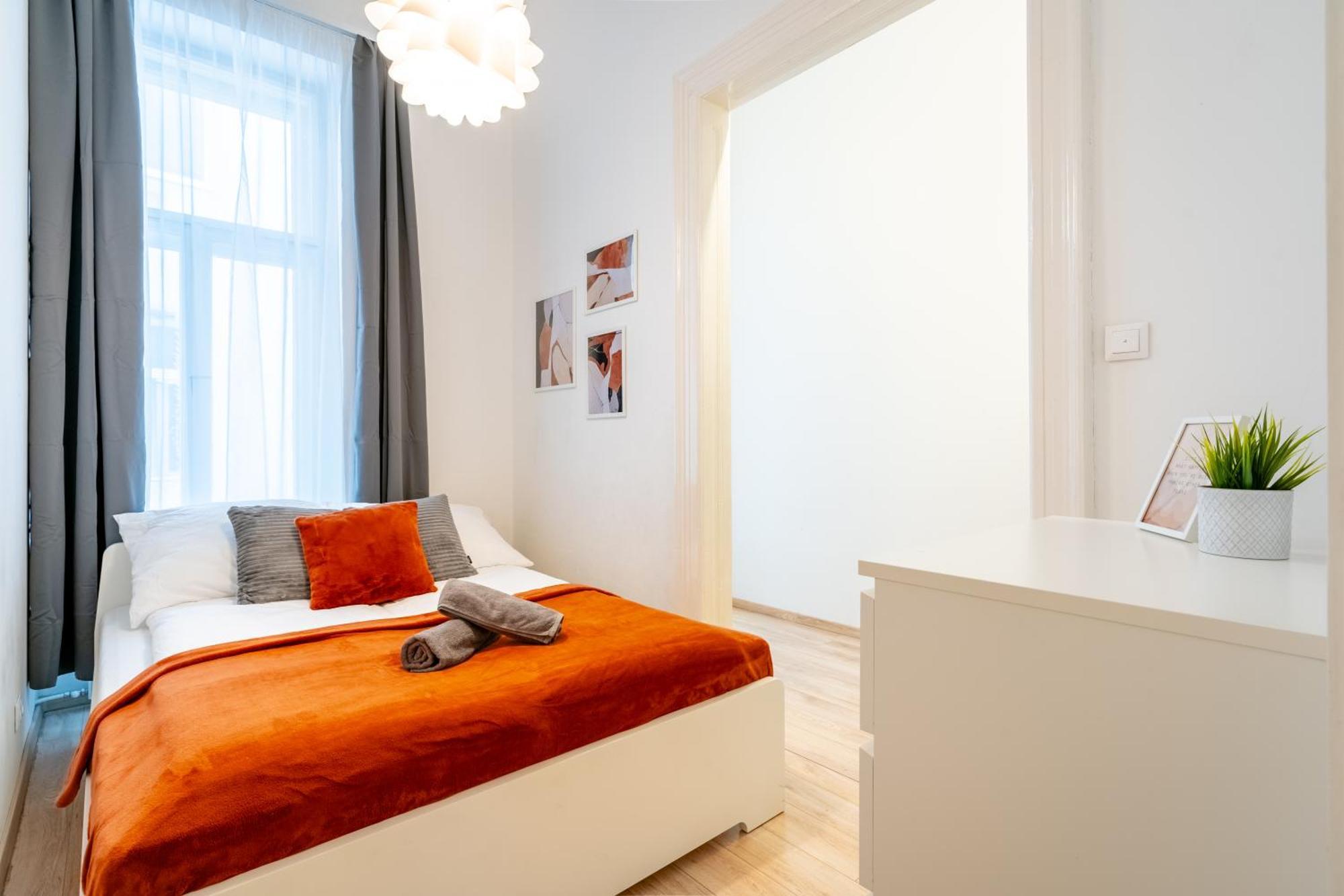 Wave - 3 Bedroom Apt In Center Будапеща Екстериор снимка