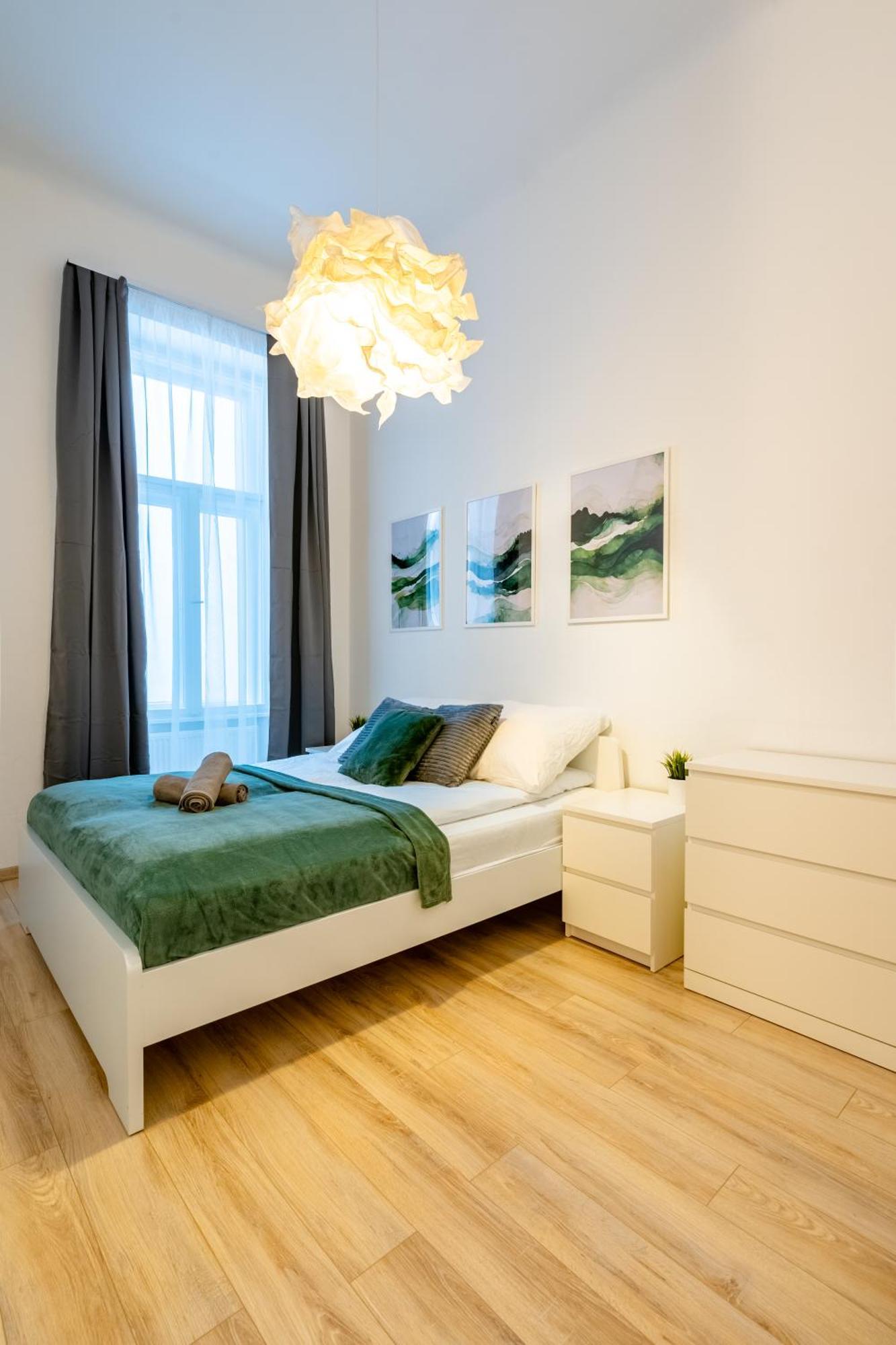Wave - 3 Bedroom Apt In Center Будапеща Екстериор снимка
